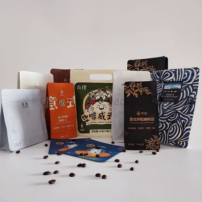 Zipper Closure Printed Packing Bag with Die-cut Handle 3-5 Days Sample